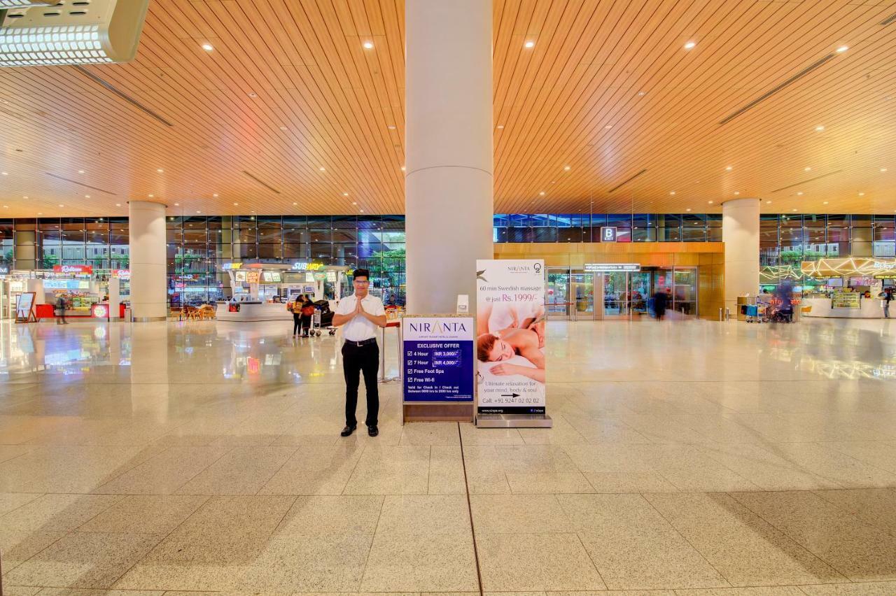 Niranta Transit Hotel Terminal 2 Arrivals/Landside Mumbai Exterior foto